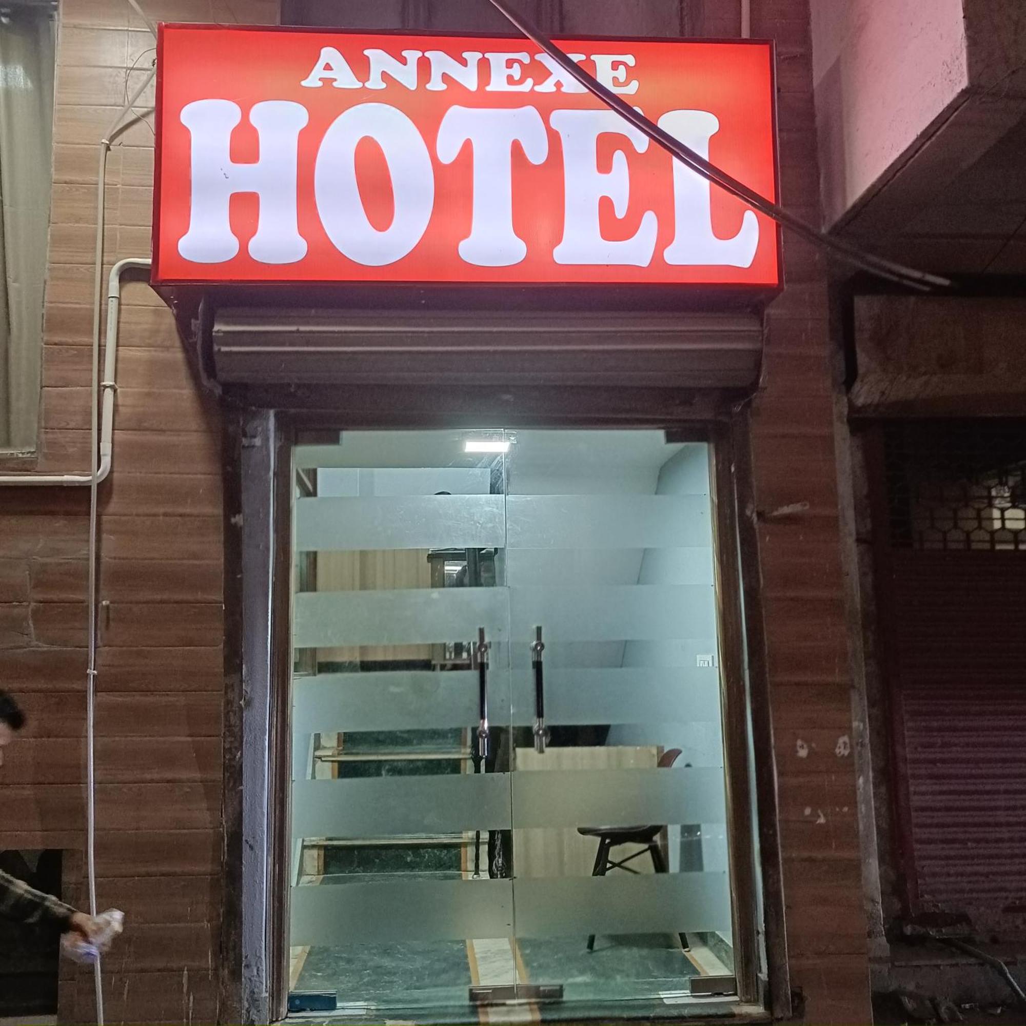 Airport Hotel Annexe New Delhi Exterior photo